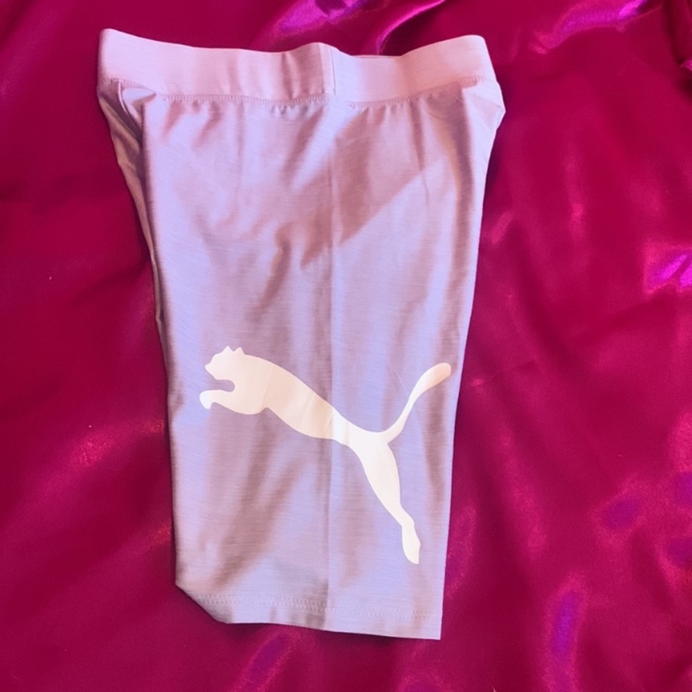Puma lavender spandex athletic shorts L (10/12)